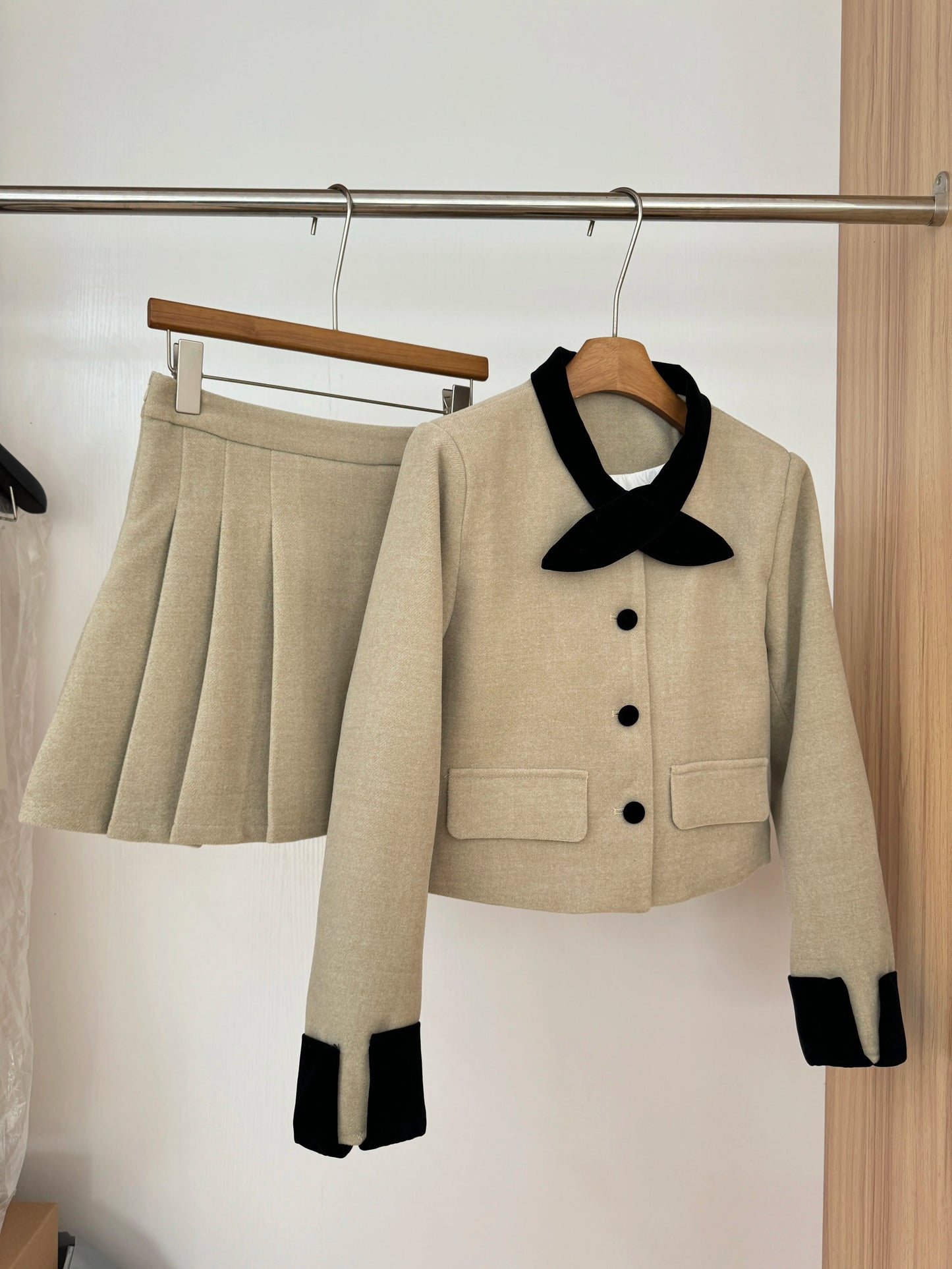 Korean Tweed & Down Skirt Set 2024 Winter Women's Two-Piece Outfit Bow Detail Rich Girl Aesthetic Dress Suit Y2k High Quality