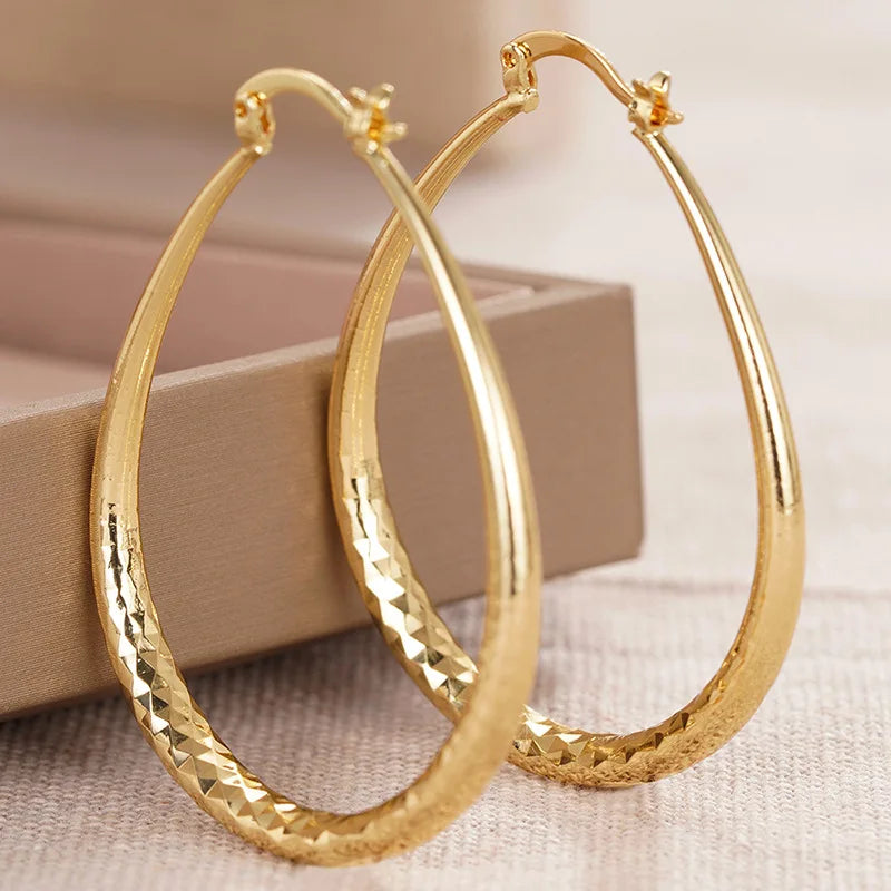 HIBRIDE Trendy Slim Earrings Everyday Women's Dress Accessories Jewelry Suitable for Holiday Wedding Travel Gifts E330