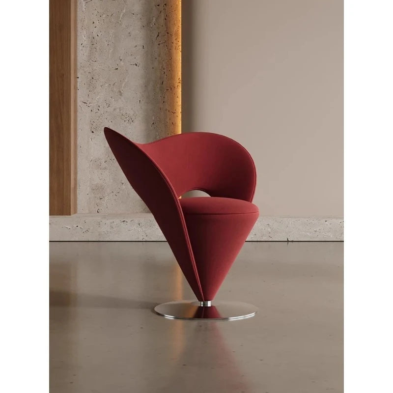 French Style Light Luxury Single Sofa Chair, Designer's Heart-shaped Women's Makeup Stool, Casual Cone-shaped Princess Chair