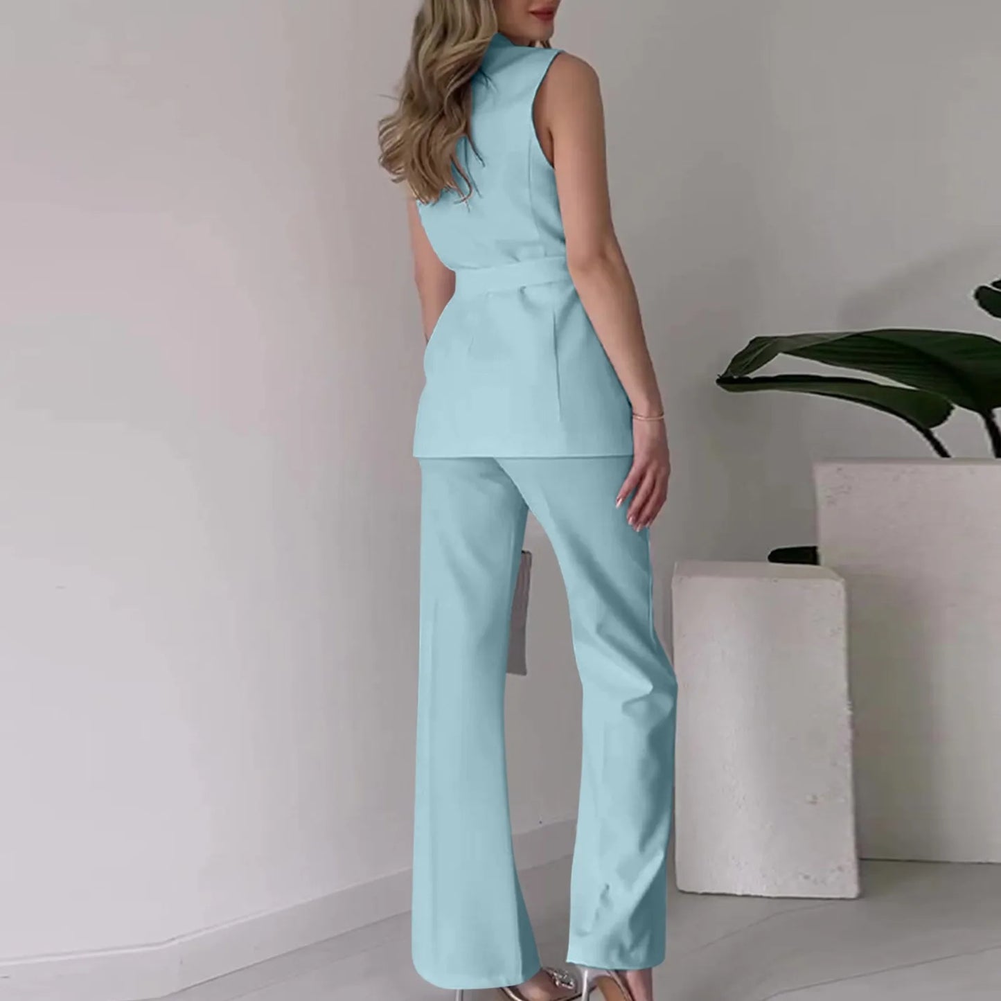 Chic Two-Piece Women's Set Button-Detail Vest with Lapel Neck & Tailored Trousers Versatile Outfit for Work and Sophisticated